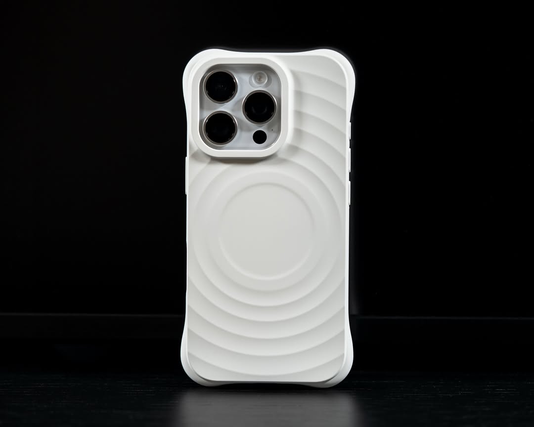 ZEERA MagRipple Pro: Unique Ripple Design MagSafe Case with Reinforced Corners for Ultimate Drop Protection