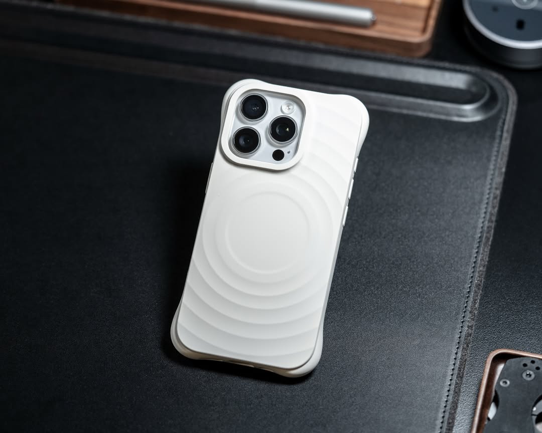 ZEERA MagRipple Pro: Unique Ripple Design MagSafe Case with Reinforced Corners for Ultimate Drop Protection