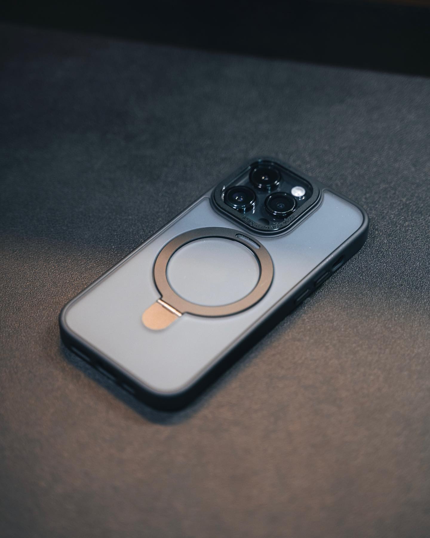ZEERA MagStand Pro : The Best MagSafe Kickstand Case with Ring Holder